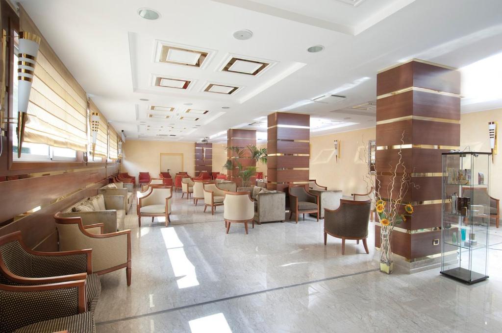 Complesso Termale Vescine Hotel Castelforte Exterior photo