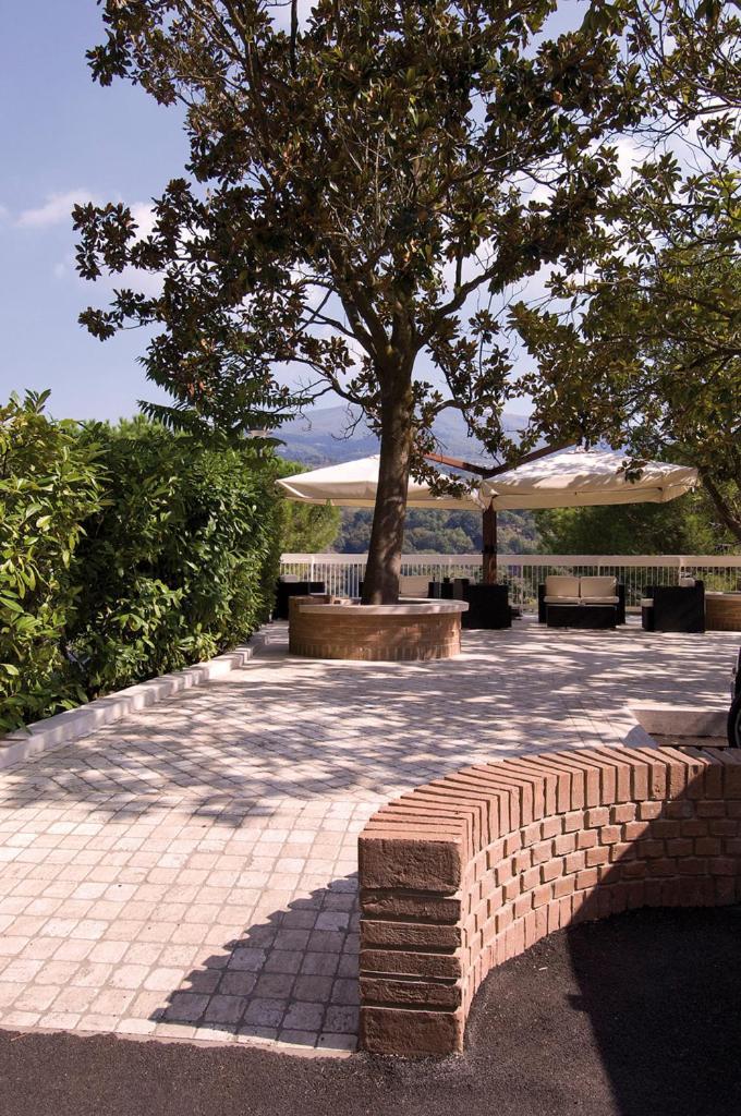 Complesso Termale Vescine Hotel Castelforte Exterior photo